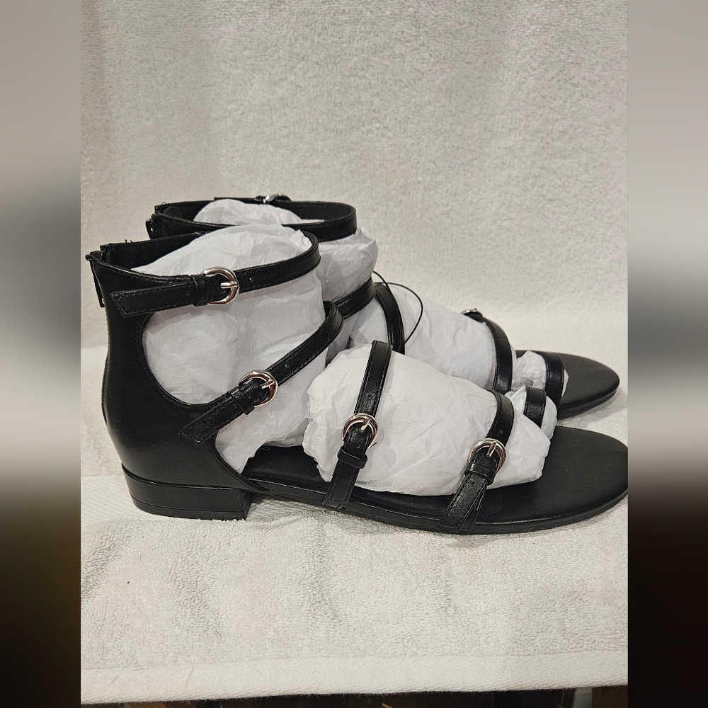 NO BOUNDARIES SANDALS